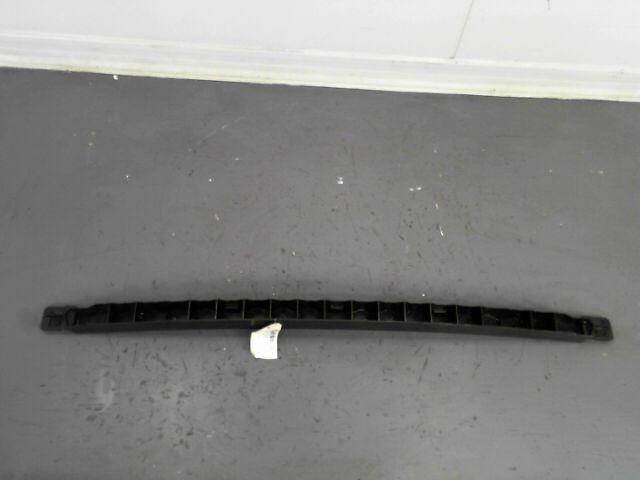 Support de pare chocs arriere VOLKSWAGEN POLO Confort 1.9TDi 100ch Diesel - 1