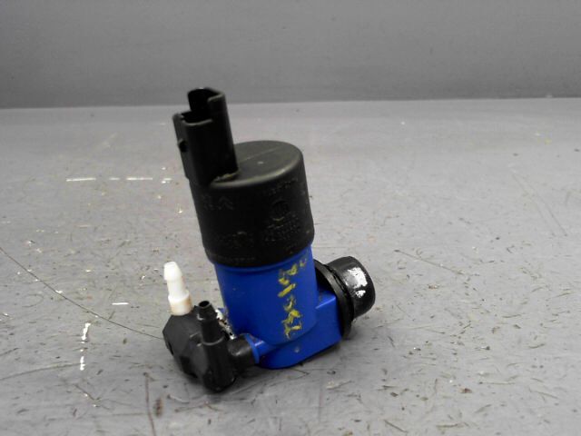 Pompe lave glace avant RENAULT CLIO 1.5 dCi 75ch FAP Authentique Diesel - 1