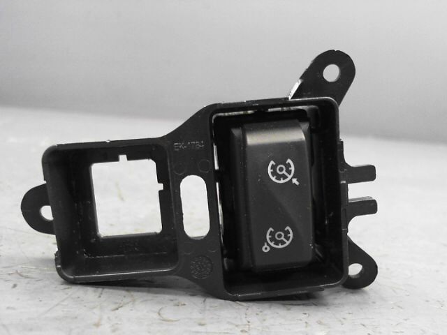 Commande regulateur vitesse RENAULT CLIO 1.5 dCi 75ch FAP Authentique Diesel - 1