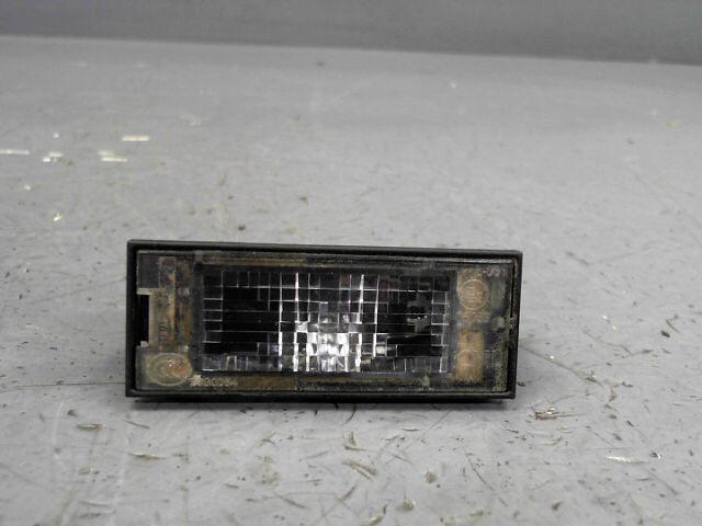 Eclairage de plaque RENAULT CLIO 1.5 dCi 75ch FAP Authentique Diesel - 1