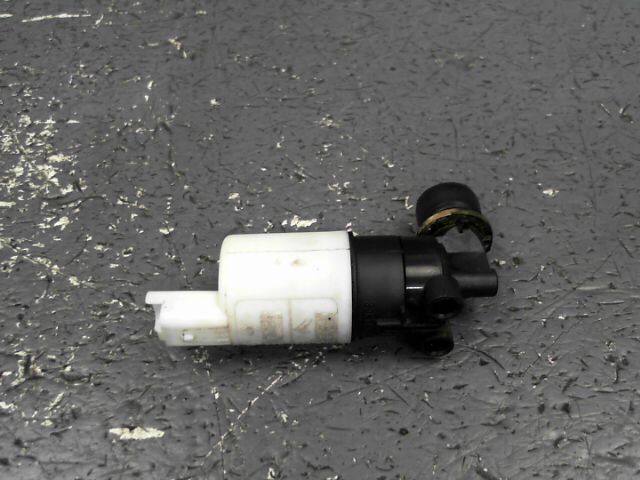 Pompe lave glace avant PEUGEOT 307 Griffe 1.6HDi 16v 110ch Diesel - 1