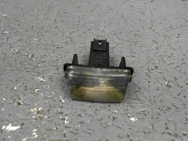 Eclairage de plaque PEUGEOT 307 Griffe 1.6HDi 16v 110ch Diesel - 1