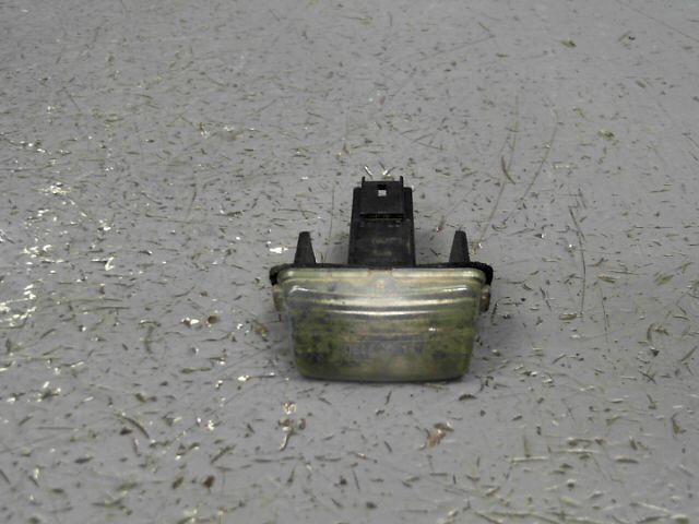 Eclairage de plaque PEUGEOT 307 Griffe 1.6HDi 16v 110ch Diesel - 1