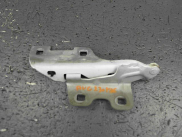 Charniere de capot RENAULT CLIO Authentique 1.5 dCi 65 Diesel - 1