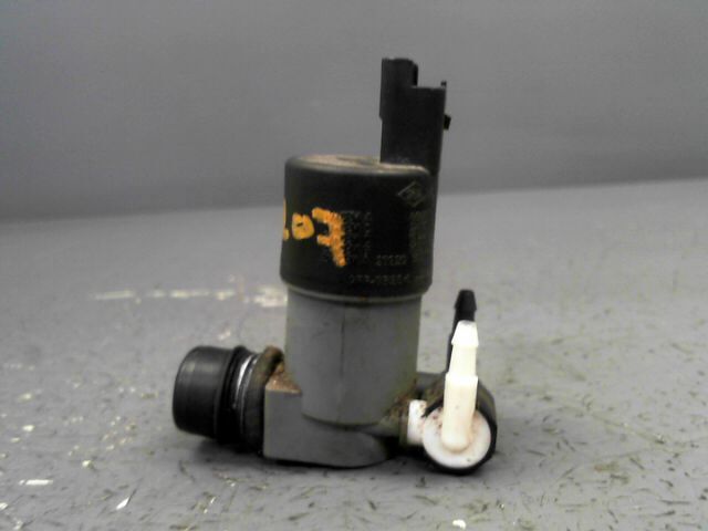 Pompe lave glace avant DACIA DUSTER 1.5 dCi 110 FAP 4x4 Diesel - 1