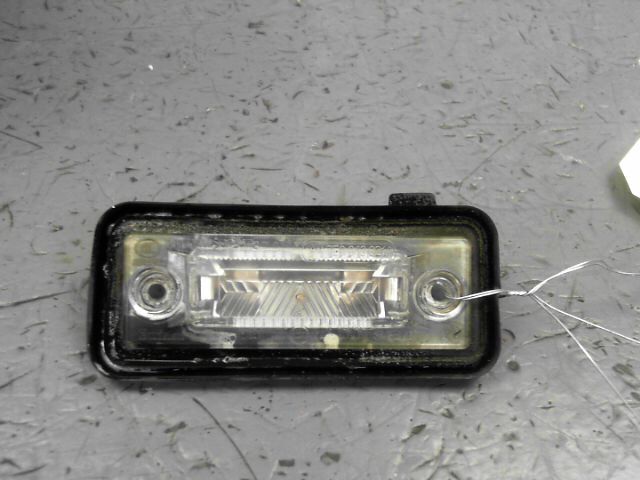 Eclairage de plaque VOLKSWAGEN TOURAN Diesel - 1