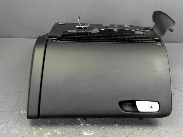 Boite a gants AUDI A5 Diesel - 1