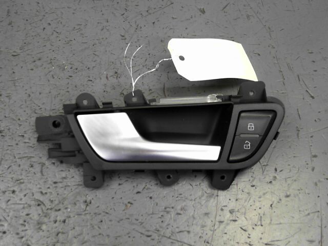 Poignee interieur avant gauche AUDI A5 Diesel - 1