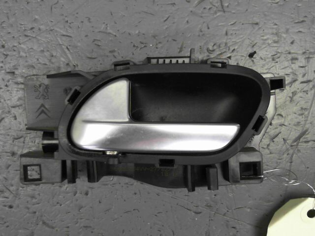 Poignee interieur avant gauche PEUGEOT 208 1.6 e-HDi 92ch Active Diesel - 1