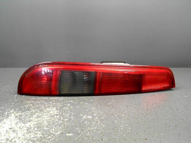 Feu arriere principal gauche (feux) FORD FOCUS 1.6 TDCi 90ch Titanium Diesel - 1