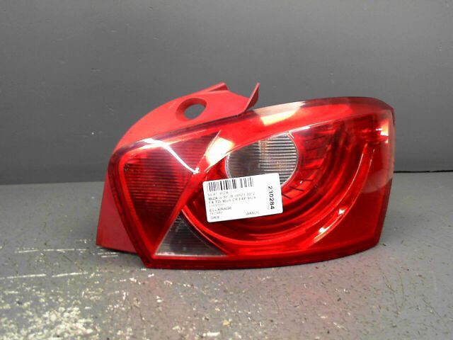 Feu arriere principal droit (feux) SEAT IBIZA 1.6 TDi 90ch CR FAP Style Diesel - 1