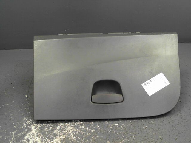 Boite a gants SEAT IBIZA 1.6 TDi 90ch CR FAP Style Diesel - 1