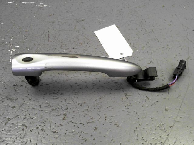 Poignee porte avant gauche RENAULT MEGANE Diesel - 1