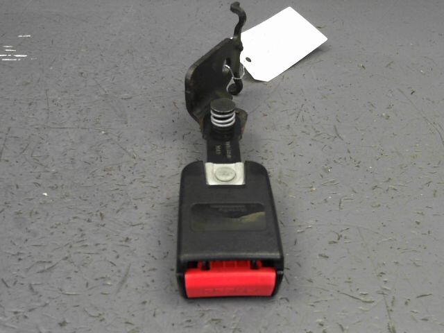 Attache ceinture arriere droit RENAULT MEGANE Diesel - 1