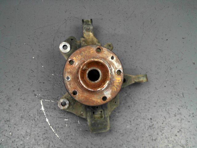 Fusee avant gauche RENAULT MEGANE Diesel - 1