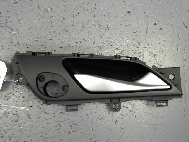 Poignee interieur avant droit HYUNDAI I40 Diesel - 1