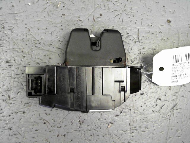 Serrure de coffre PEUGEOT 508 1.6 e-HDi 112 FAP FÃ©line Bmp6 Diesel - 1