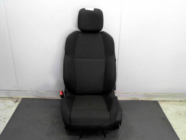 Siege avant gauche PEUGEOT 508 1.6 e-HDi 112 FAP FÃ©line Bmp6 Diesel - 1