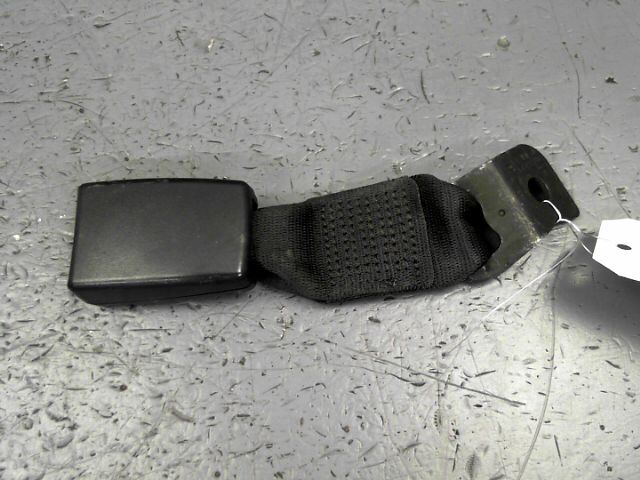Attache ceinture arriere droit BMW SERIE Diesel - 1