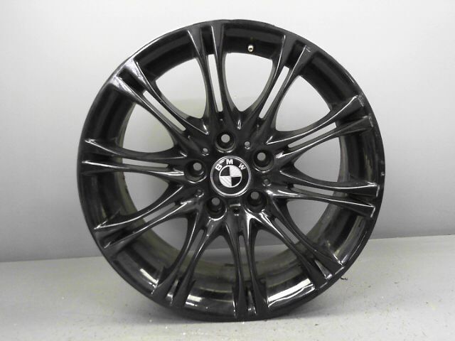 Jante BMW SERIE 3 320d 136ch 8CV  - 1
