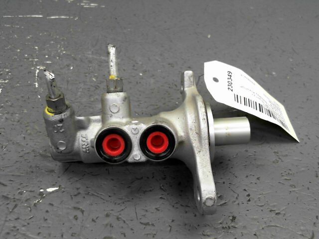 Maitre cylindre (freinage) DACIA SANDERO 0.9 Tce 90ch Stepway Prestige Essence - 1