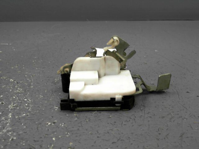 Serrure avant gauche CITROEN JUMPER 2.5D Diesel - 1