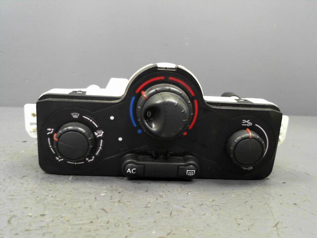 Commande chauffage RENAULT MODUS Pack Authentique 1.5 dCi 65 Diesel - 1