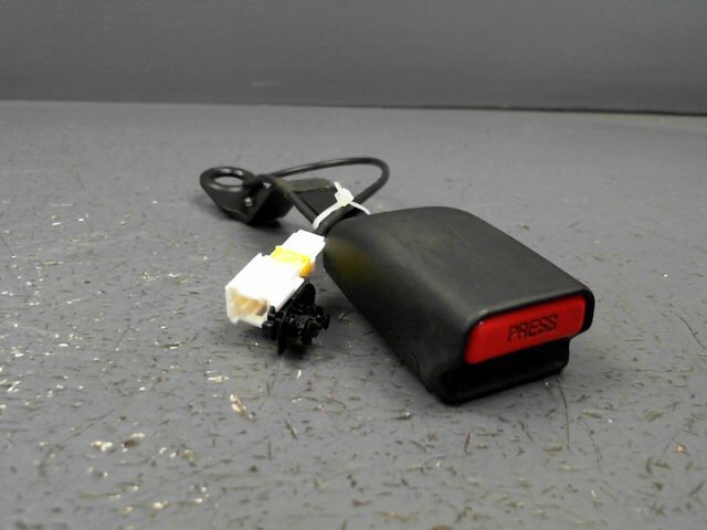 Attache ceinture avant droit CITROEN C4 PICASSO 2.0 HDi 138ch FAP Exclusive BV6P 7 plac Diesel - 1