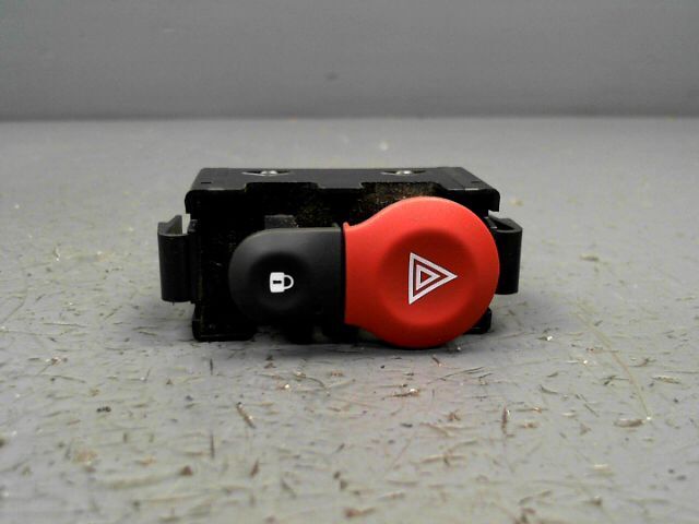 Bouton de warning RENAULT KANGOO Diesel - 1