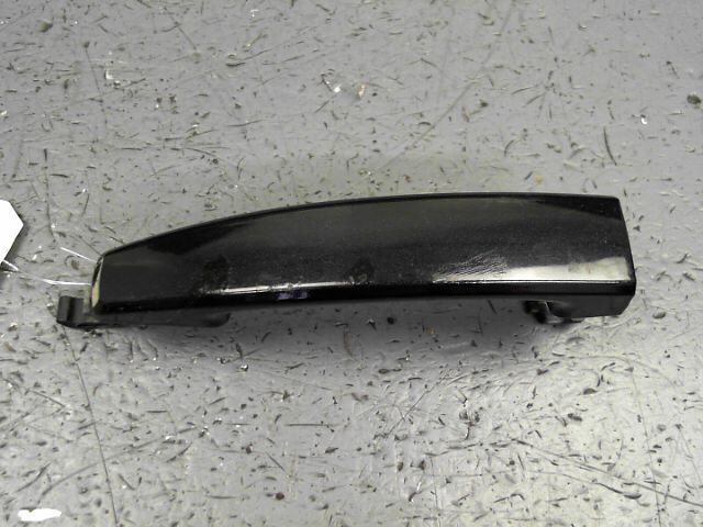 Poignee porte avant gauche OPEL CORSA 1.2 Twinport 85ch Edition Essence - 1