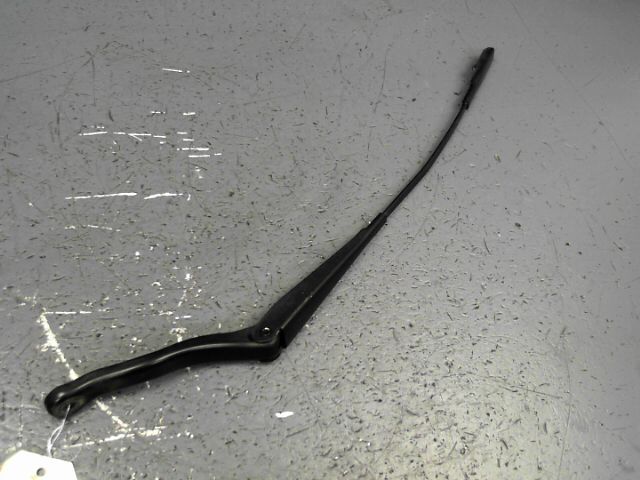 Bras essuie glace avant gauche OPEL CORSA 1.2 Twinport 85ch Edition Essence - 1