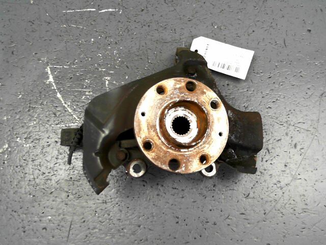 Fusee avant gauche OPEL CORSA 1.2 Twinport 85ch Edition Essence - 1