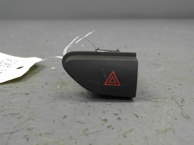 Bouton de warning RENAULT CLIO Diesel - 1