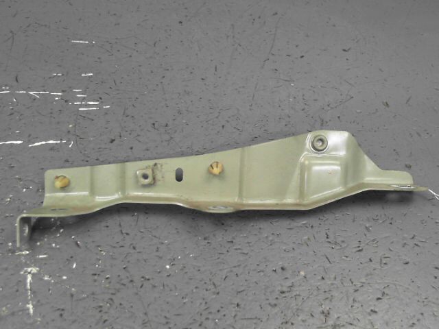 Support aile gauche RENAULT CLIO Diesel - 1
