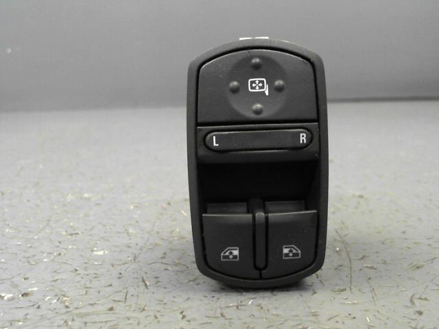 Interrupteur de leve vitre avant gauche OPEL CORSA Diesel - 1