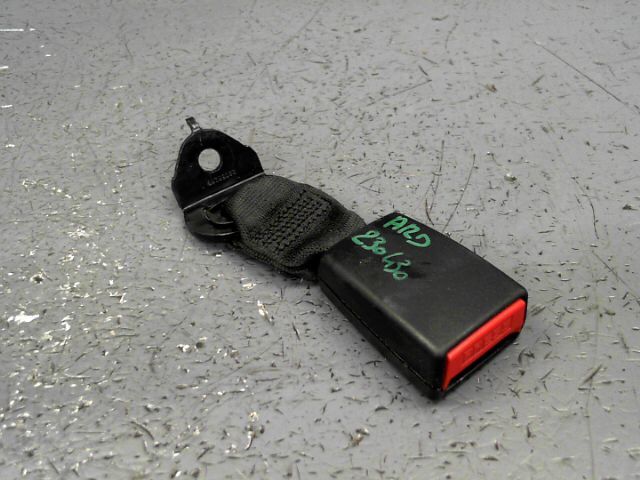Attache ceinture arriere droit RENAULT TWINGO Essence - 1
