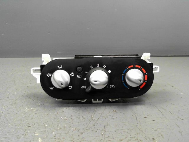 Commande chauffage RENAULT TWINGO Essence - 1
