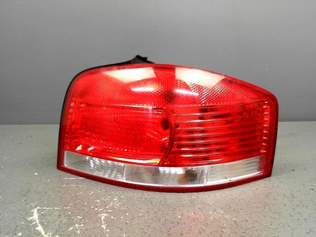 Feu arriere principal droit (feux) AUDI A3 Diesel - 1