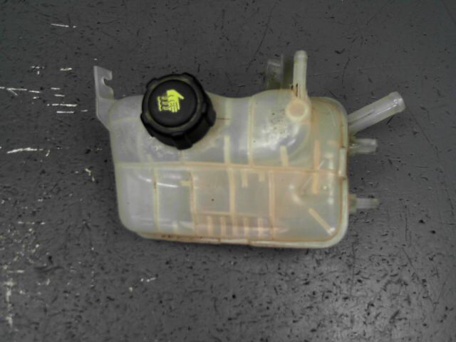Vase d'expansion RENAULT MEGANE 1.5 dCi 110ch FAP  Energy Dynamique Diesel - 1