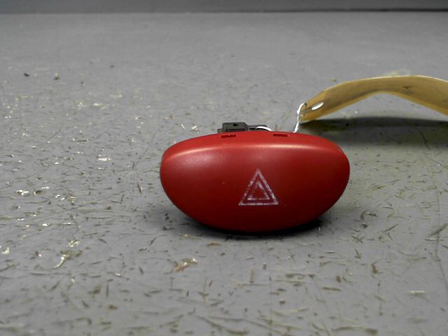 Bouton de warning PEUGEOT 206 Trendy 1.4 HDi Diesel - 1