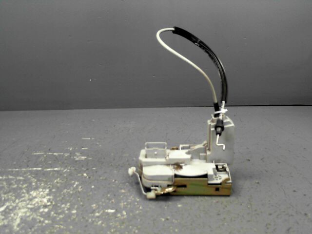 Serrure avant droit PEUGEOT 307 Confort 1.6 HDi 16v 90ch Diesel - 1