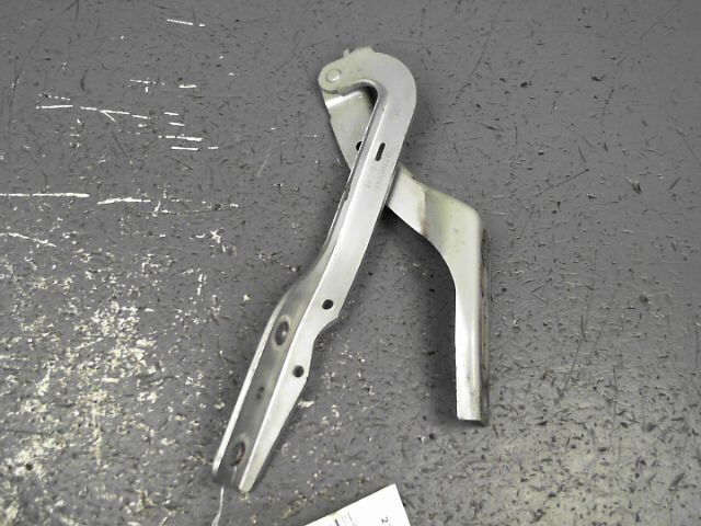 Charniere de capot PEUGEOT 307 Confort 1.6 HDi 16v 90ch Diesel - 1