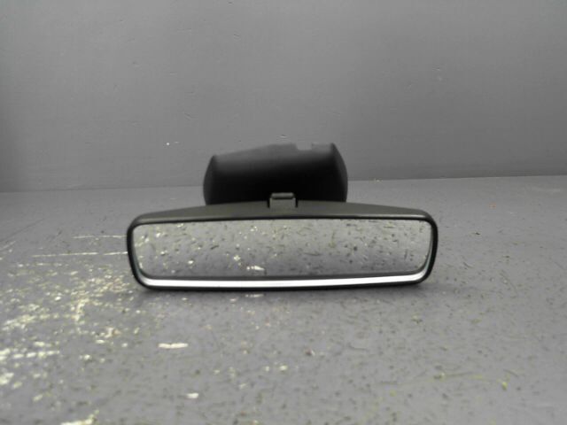 Retroviseur interieur NISSAN JUKE 1.2i DIG-T 115ch N-Tec Essence - 1
