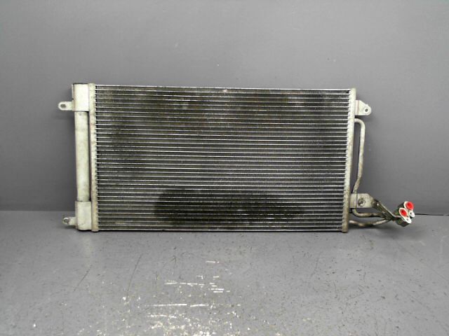 Condenseur de clim SEAT IBIZA 1.9 TDi 105ch FAP Stylance Diesel - 1