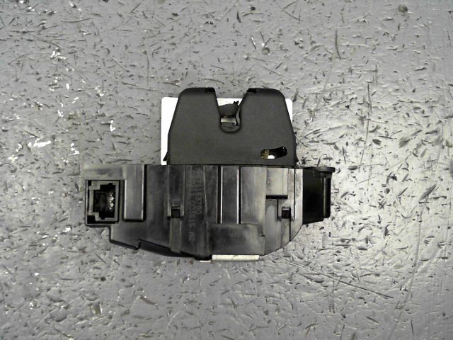 Serrure de hayon CITROEN C3 Diesel - 1