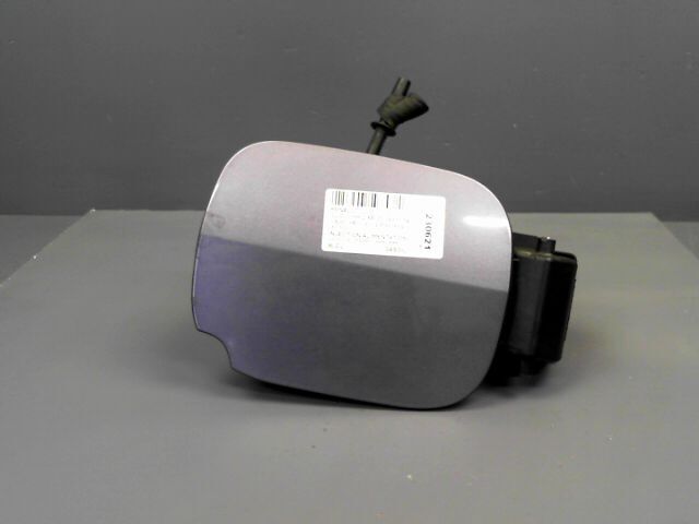 Trappe d'essence RENAULT CLIO 1.5dCi 85ch eco2 Expression Diesel - 1