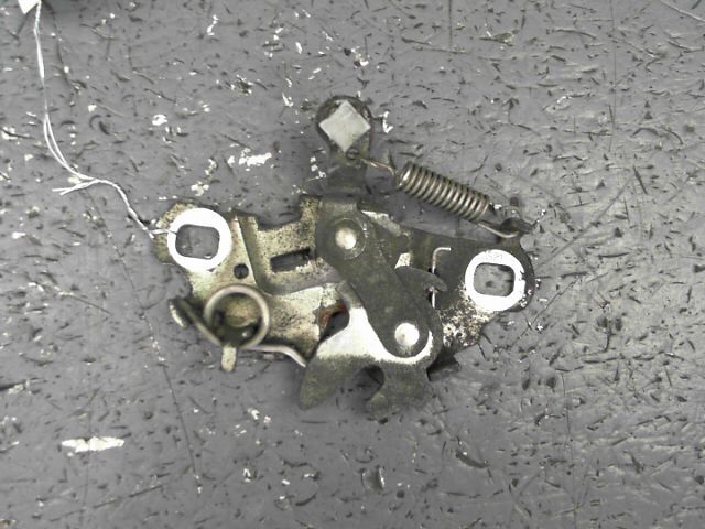Serrure de capot PEUGEOT 208 1.6 BlueHDi 75ch FAP Active Diesel - 1