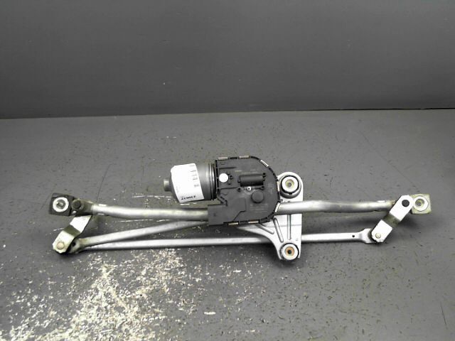 Mecanisme essuie glace avant VOLVO XC60 2.4 D3 163cv AWD FAP Diesel - 1