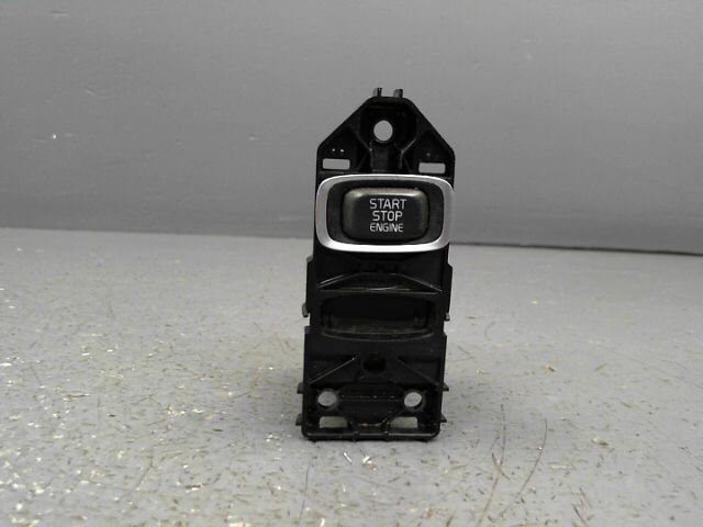 Bouton de demarrage VOLVO XC60 2.4 D3 163cv AWD FAP Diesel - 1