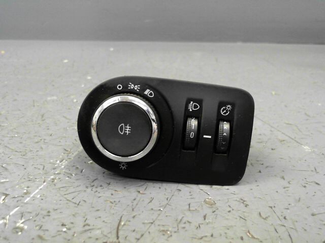 Commande de phare OPEL CORSA 1.3 CDTi 75ch Graphite Diesel - 1